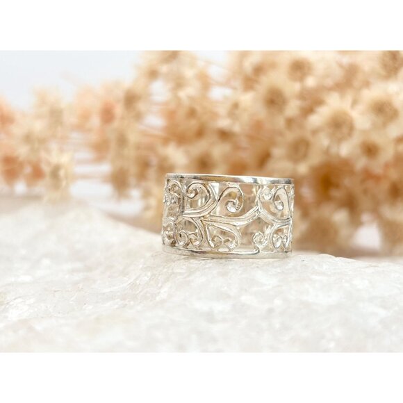 Ornate Cutout Floral Straight Chunky 925 Sterling Silver Vintage Ring - sz 6 - Picture 9 of 11
